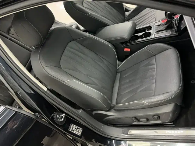Volkswagen Passat — Фото автомобиля 23