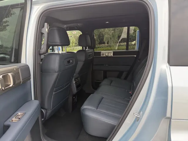 BYD FangChengBao Titanium 7 — Фото автомобиля 5