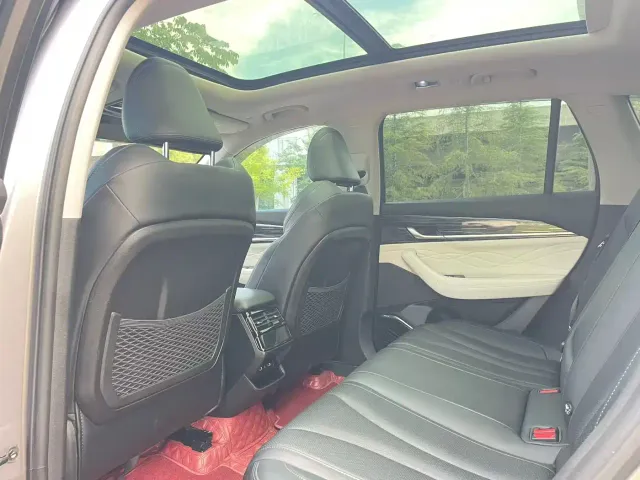 Geely Xingyue L — Фото автомобиля 6