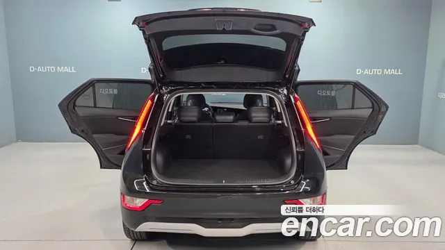 Kia Niro Niro (New) — Фото автомобиля 20