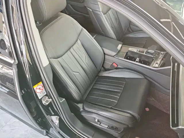 Audi A6L — Фото автомобиля 24