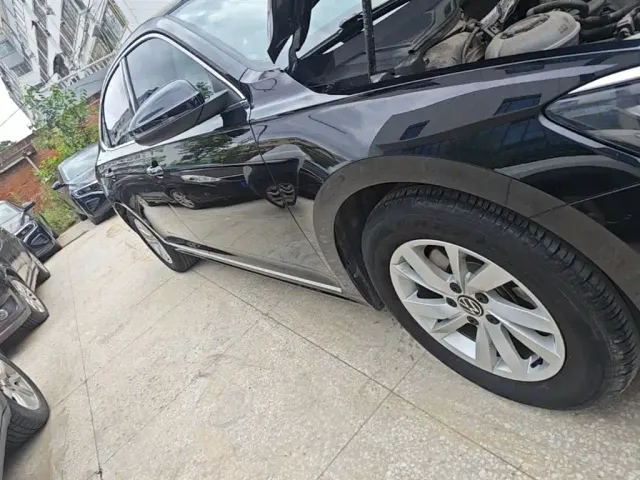 Volkswagen Passat — Фото автомобиля 20