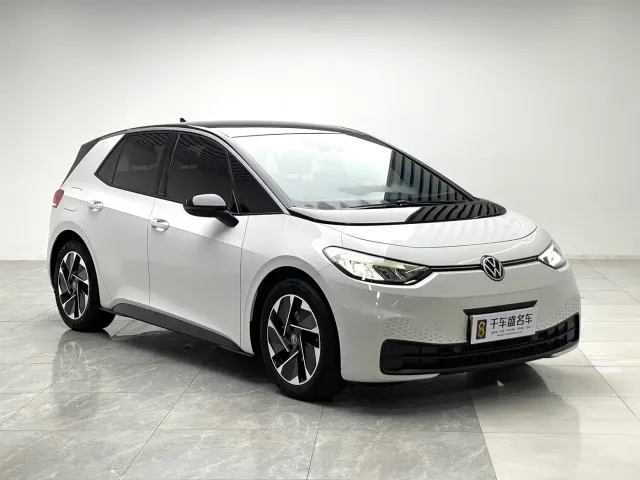 Volkswagen ID.3 — Фото автомобиля 3