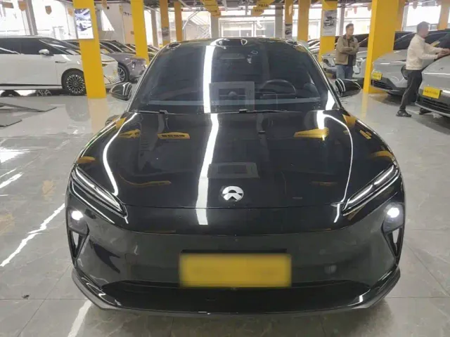 Nio ET5 Touring — Фото автомобиля 2