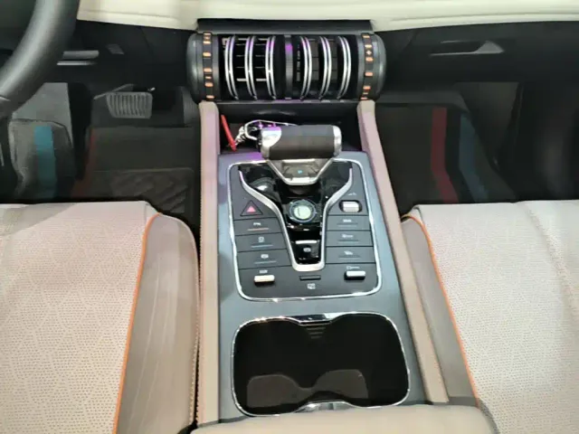 BYD Yuan PLUS — Фото автомобиля 13