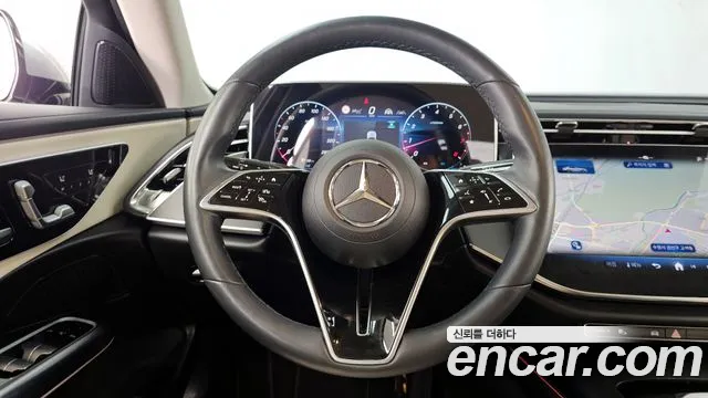 Mercedes-Benz E-Class — Фото автомобиля 13