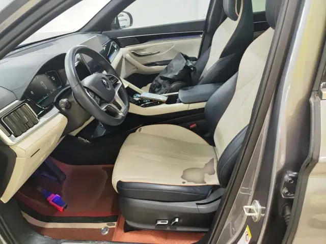 BYD Song PLUS — Фото автомобиля 14