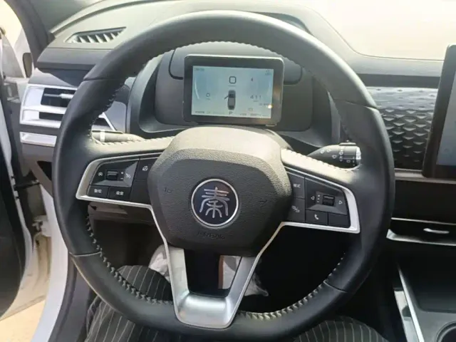 BYD Qin PLUS — Фото автомобиля 10
