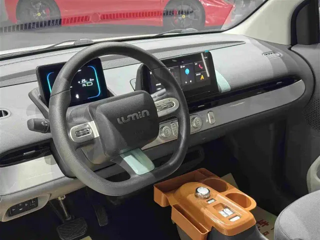 Changan Lumin — Фото автомобиля 13