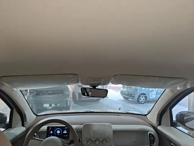 Wuling Hongguang Mini EV — Фото автомобиля 17