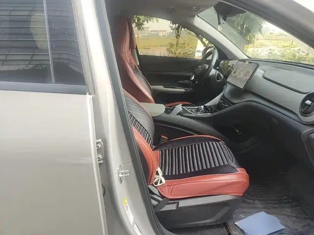 BYD Seal 05 DM-i — Фото автомобиля 24