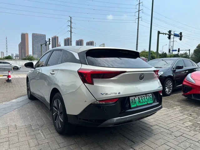 Buick Velite 6 — Фото автомобиля 5
