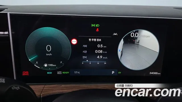 Hyundai Santa Fe MX5 — Фото автомобиля 11