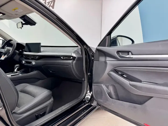Nissan Teana — Фото автомобиля 12