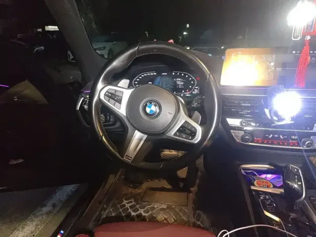 BMW BMW 5 Series 2022 Facelift II 530Li Premium Package M Sport — Фото автомобиля 6