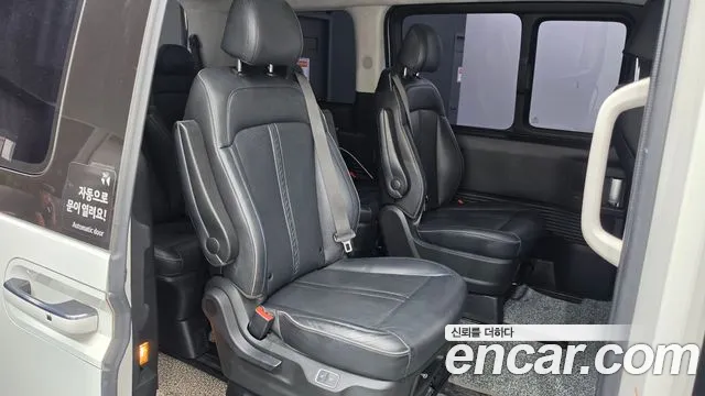 Hyundai Staria — Фото автомобиля 12