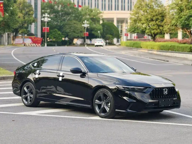 Honda Inspire — Фото автомобиля 3