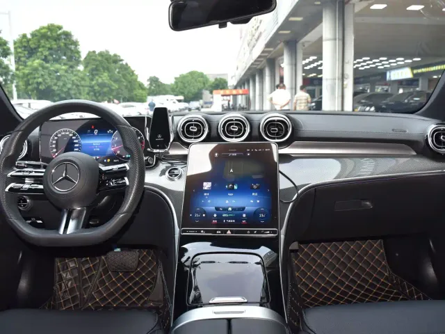 Mercedes-Benz C-Class — Фото автомобиля 11