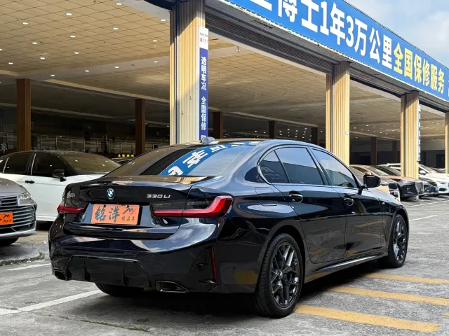 BMW 3 Series — Фото автомобиля 5