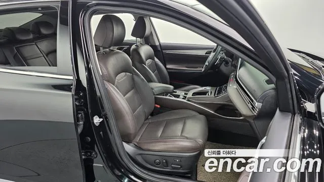 Hyundai Grandeur New — Фото автомобиля 16