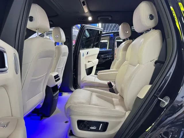 Li Auto L8 — Фото автомобиля 9