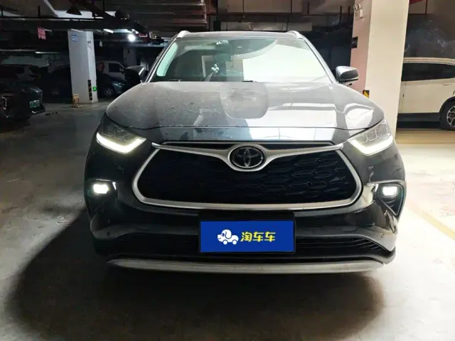 Toyota Highlander — Фото автомобиля 2