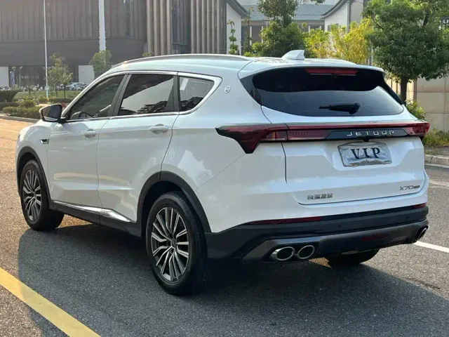 Jetour X70 Plus — Фото автомобиля 4