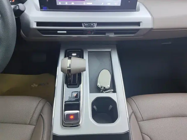 GAC Trumpchi GS4 — Фото автомобиля 16