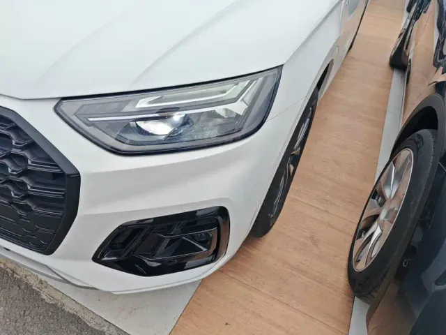 Audi Q5L — Фото автомобиля 23