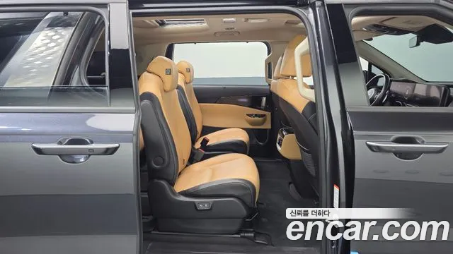 Kia Canival Carnival 4 поколение Дизель 9 мест Signature — Фото автомобиля 11