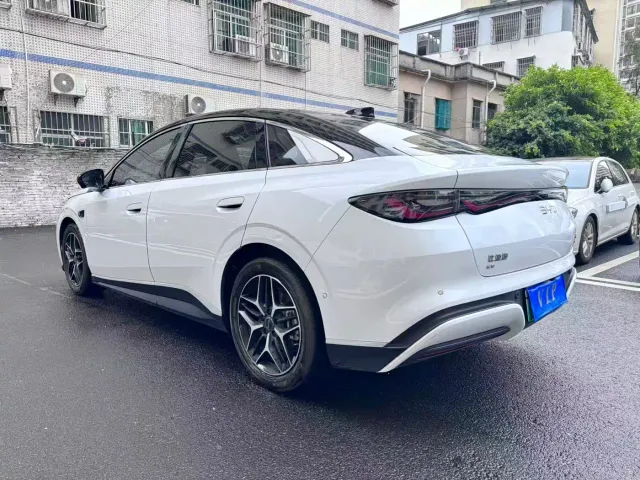 BYD Seal 06 — Фото автомобиля 9