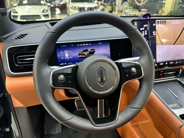 Aito M7 — Фото автомобиля 15