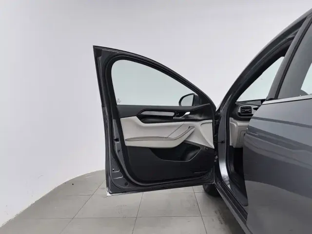 BYD Qin PLUS — Фото автомобиля 8