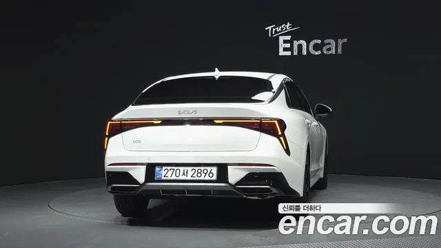 Kia K5 Новый K5 3 поколение 2.0 LPi(Для проката) — Фото автомобиля 4