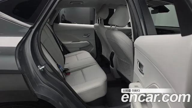 Hyundai Kona SX2 — Фото автомобиля 11
