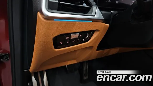BMW i4 — Фото автомобиля 26