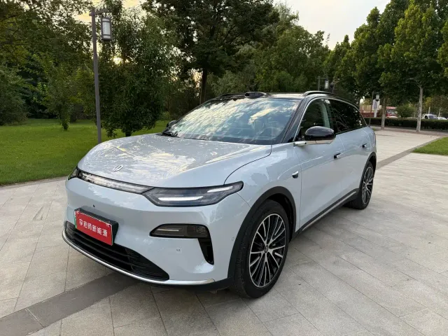 Фотография автомобиля — Leapmotor C11