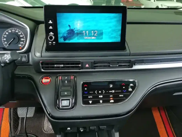 Honda Elysion — Фото автомобиля 12