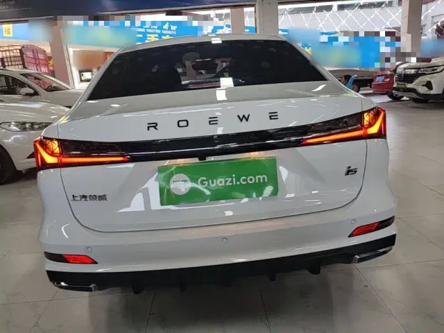 Roewe i5 — Фото автомобиля 5