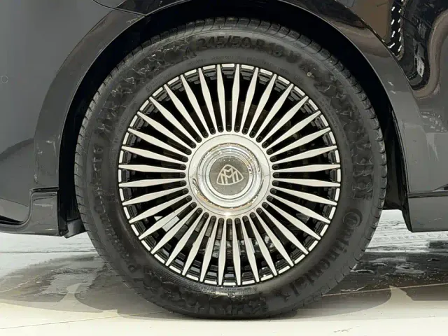 Mercedes-Benz V-Class — Фото автомобиля 11