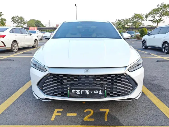BYD Qin PLUS — Фото автомобиля 2