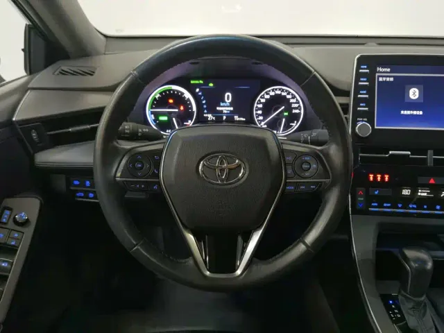 Toyota Avalon — Фото автомобиля 11