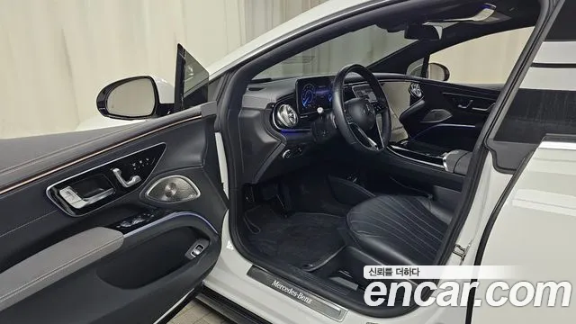 Mercedes-Benz EQS — Фото автомобиля 10
