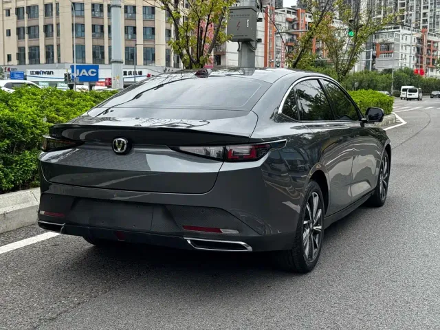 Changan Lamore — Фото автомобиля 22