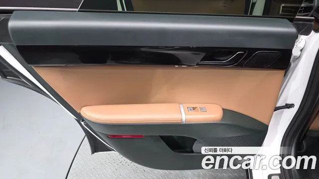 Hyundai Grandeur GN7 — Фото автомобиля 14