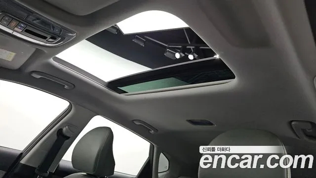 Hyundai Kona SX2 — Фото автомобиля 21