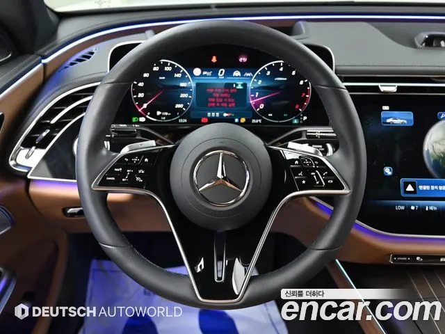Mercedes-Benz E-Class — Фото автомобиля 13