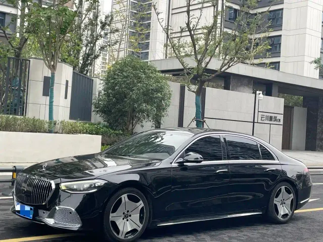 Фотография автомобиля — Mercedes-Benz S-Class