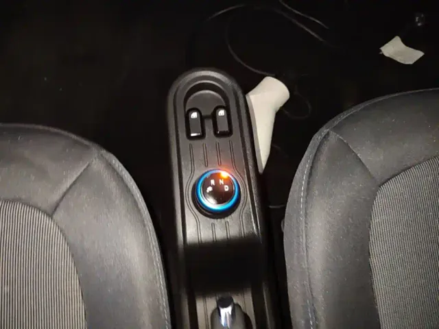 Wuling Hongguang Mini EV — Фото автомобиля 13