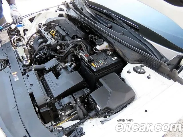 Hyundai Avante CN7 — Фото автомобиля 19